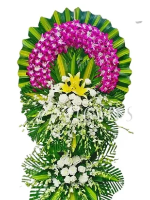 Kệ hoa viếng trăng khuất bóng người