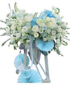 kệ hoa khai trương sắc màu may mắn