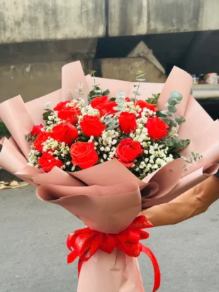 bó hoa hồng đỏ yêu thương