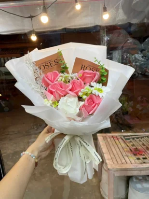 bó hoa hồng giá rẻ 2