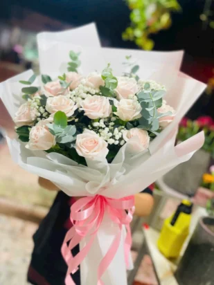 bó hoa hồng kem giá rẻ