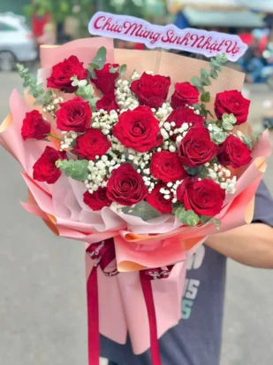 bó hoa hồng phấn khởi