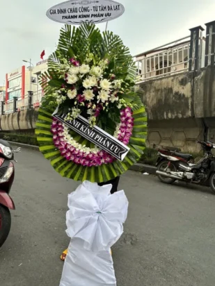 kệ hoa chia buồn dọng lệ khôn nguôi