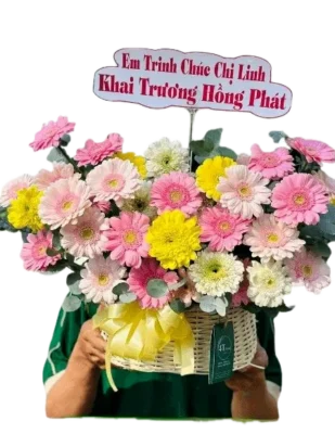 giỏ hoa mùa hoa vàng