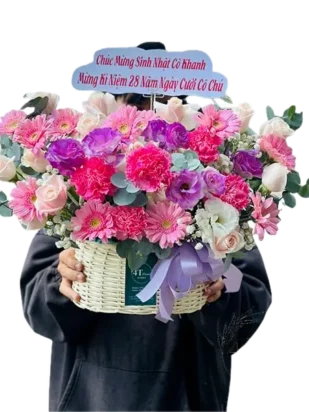 giỏ hoa ngọt ngào bên em