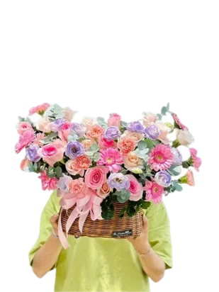 giỏ hoa say đắm lòng người