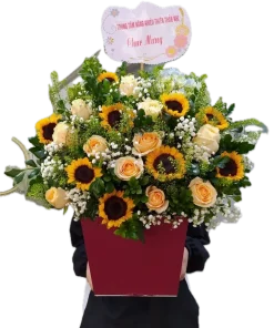 giỏ hoa lời hẹn tháng năm