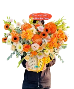 giỏ hoa đồng hành vượt sóng