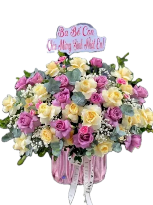 giỏ hoa hạnh phúc nhỏ