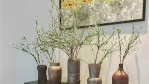 Cách cắm hoa thanh liễu chưng Tết đẹp